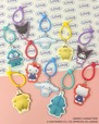 【サンキューマート×サンリオキャラクターズ】ダイカット仕様のキーホルダーで、チャームは取り外し可能！