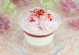 母の日のヴィクトリアケーキ風フランボワーズパフェ  価格：本体238円（税込257.04円）【イオンの母の日限定スイーツ】