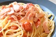 【フレッシュトマトとベーコンのパスタ】コクのあるパスタソースに仕上がっています！