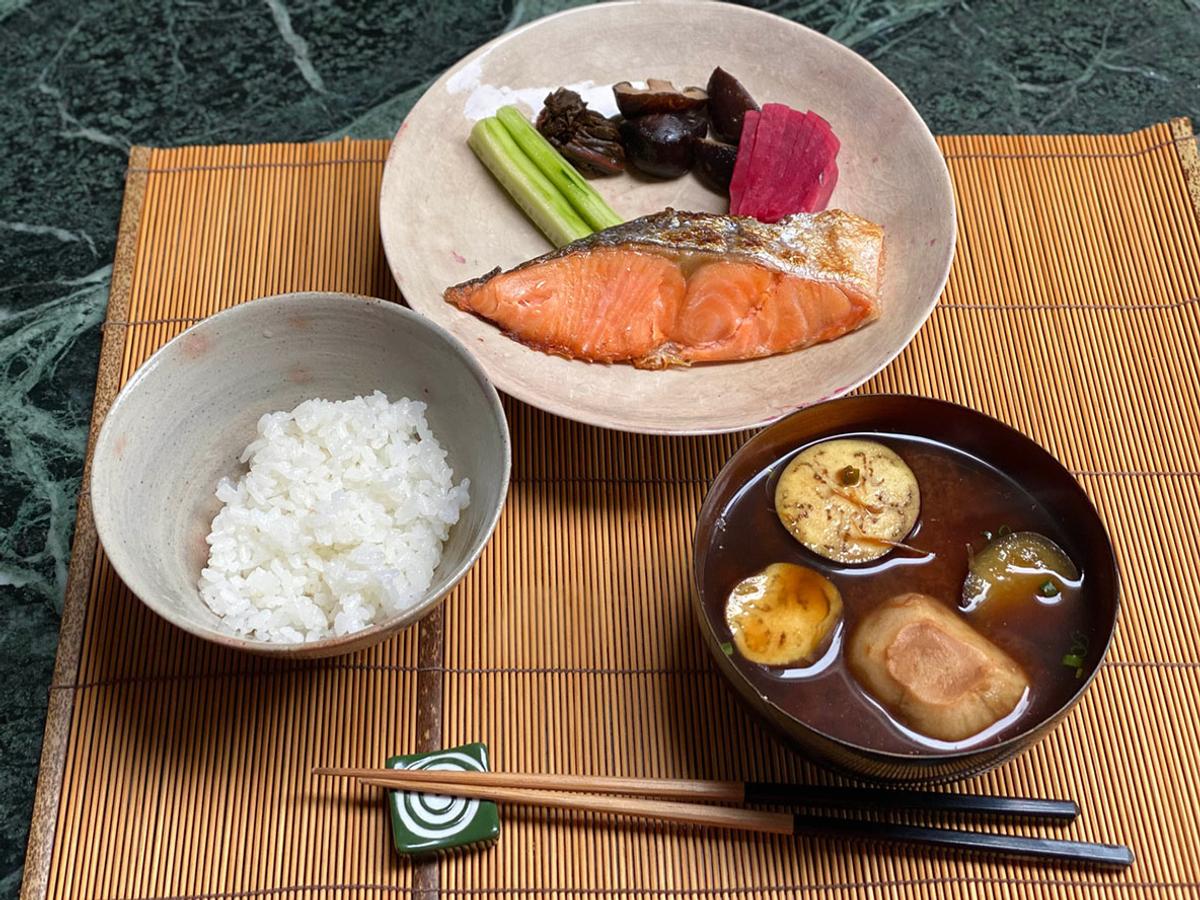 食堂の定番定食みたいだなあ【こぐれひでこの｢ごはん日記｣】 - ウレぴあ総研