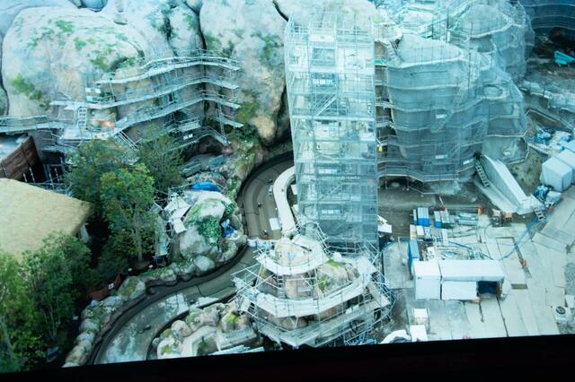 ファンタジースプリングス『塔の上のラプンツェル』エリアの建設風景|D23 Expo 2022 東京ディズニーシー展示