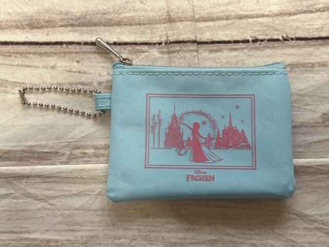 小サイズは『アナと雪の女王』がモチーフ！