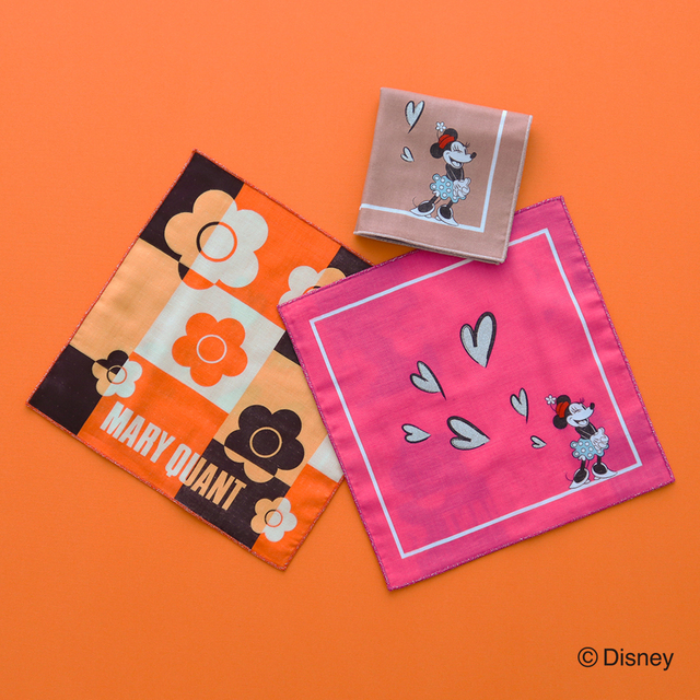 ガーゼハンカチ ￥1,100｜MARY QUANT ディズニー100周年「ミッキーマウス＆ミニーマウス」スペシャルデザイン