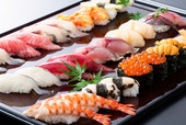 高級ネタも無制限！プレミアム寿司食べ飲み放題
