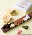 〈SNOOPY Chocolat〉チョコレートもなか(2個入り) 税込648円/（6個入り）税込1,620円 レリーフチョコミニ（5個入り) 税込540円  ©2023 Peanuts Worldwide LLC