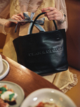 【DEAN & DELUCA×BEAMS COUTURE】食事会などちょっとしたフォーマルシーンにも自然と馴染みます