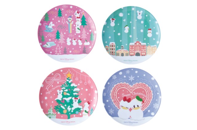 プレートセット 2,100円|直径約16cm 4枚セット|東京ディズニーリゾート「ディズニー・クリスマス」2019|販売店舗:東京ディズニーランド「グランドエンポーリアム」、東京ディズニーシー「エンポーリオ」