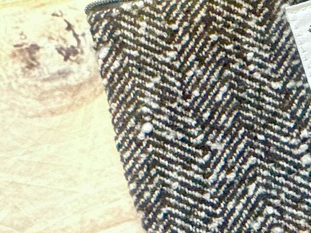 素材はポリエステル