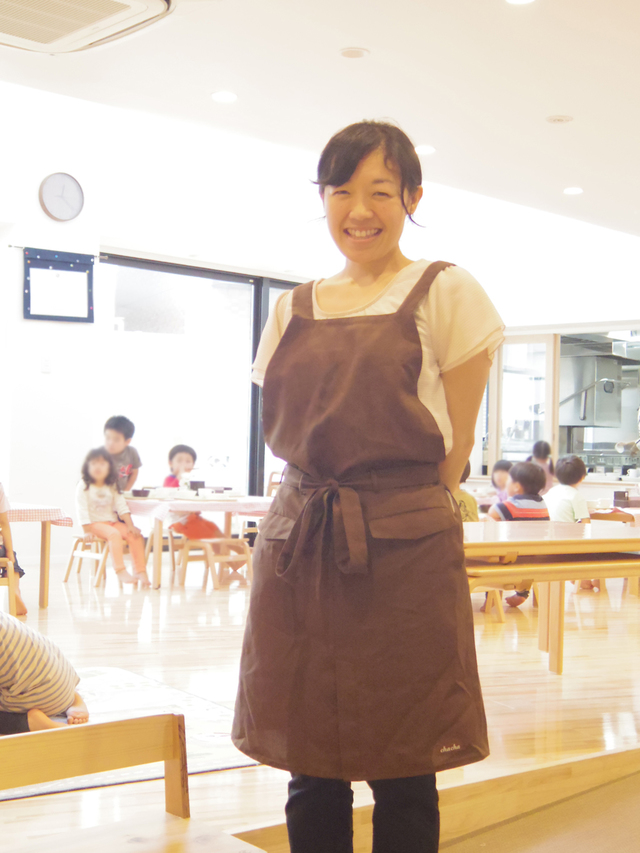 保育士の塩澤歩さん。肩書きは「Edu-care Plannar」