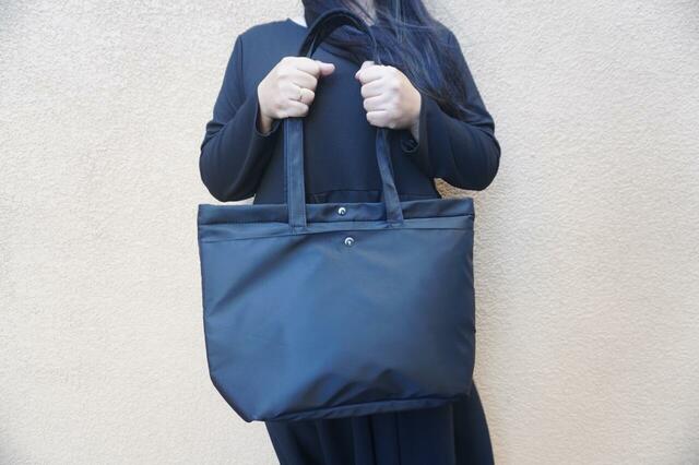 大きめのトートバッグ