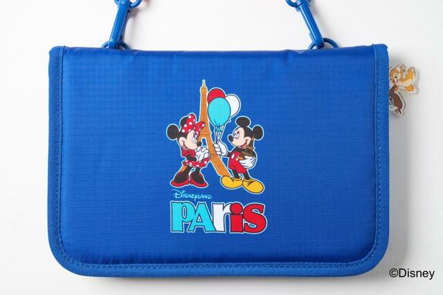 Disneyland Parisマルチケース　3,069円(税込)