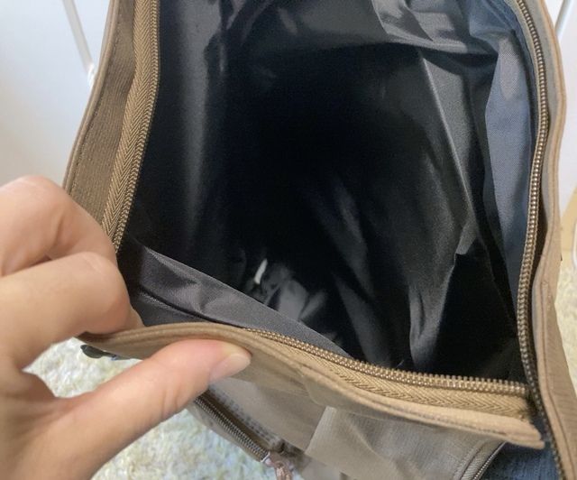 【ワークマン ジョイントバックパック】外側のポケットが豊富な代わりに、メインポケットには小分け用のポケットはありません