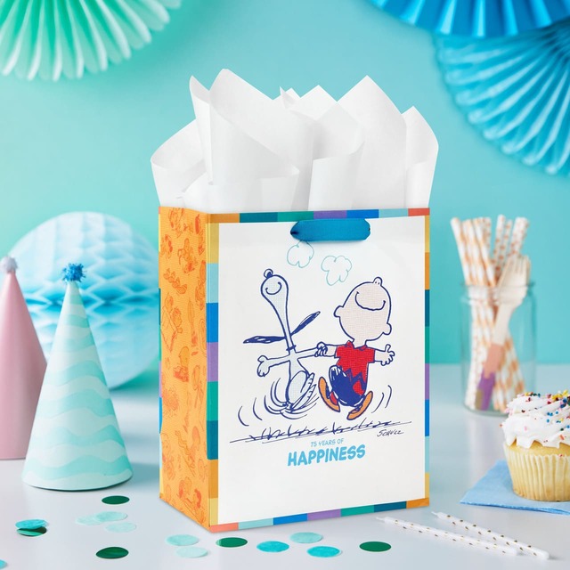 【PEANUTS】「Peanuts® 75周年 スヌーピーとチャーリー・ブラウン ペーパーバッグ 紙袋 24cm」¥748