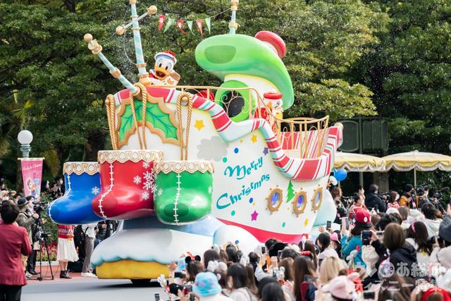 東京ディズニーランド「ディズニー・クリスマス・ ストーリーズ」 