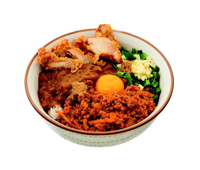 めっせ熊風メガ盛り台湾カレー丼 