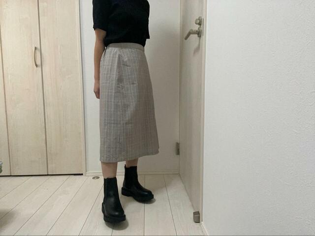 【ユニクロ　コンフィールタッチサイドゴアショートブーツ】筆者はいつも履いている23.5cmサイズでピッタリでした