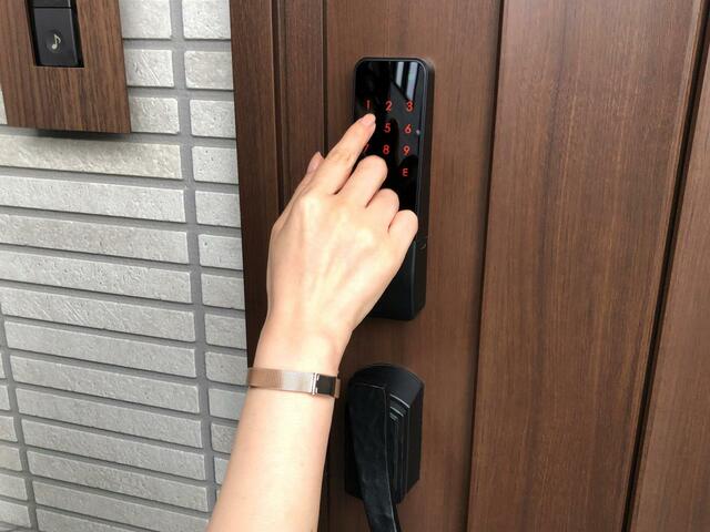 スマートロックで入室も楽チン