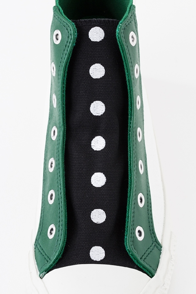 『虎徹モデル』シュータンには白いドットの刺繍