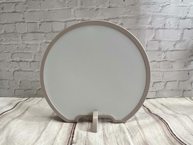 スタンドが別ではなく、まな板自体についているのでなくしにくいですよね♪