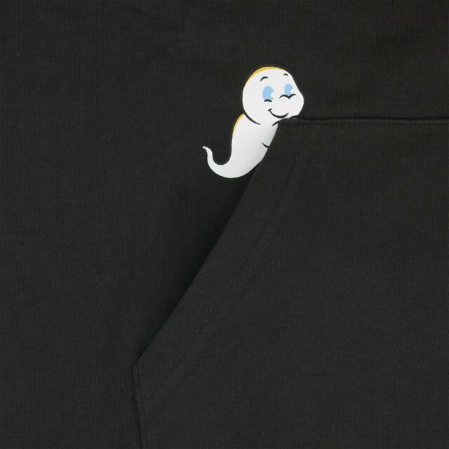 パーカー 6,200円|妖しげなパークへ足を踏み入れてしまったディズニーの仲間たちを描いたグッズ|東京ディズニーリゾート「ディズニー・ハロウィーン」|販売店舗:東京ディズニーランド「ディズニー&カンパニー」、東京ディズニーシー「エンポーリオ」|発売日:2026年9月15日(火)