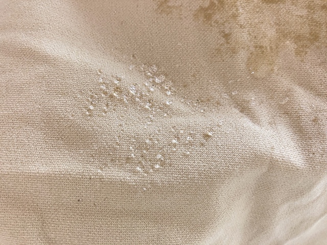 【ワークマン レディースソロテックス(R)使用シーンレスノースリーブTシャツ】撥水加工はありませんが、水は染み込みにくい素材