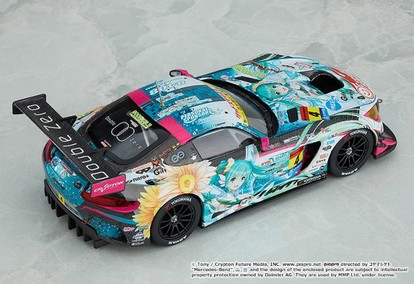 レーシングミク】チャンピオンマシンがミニカー化！「1/43