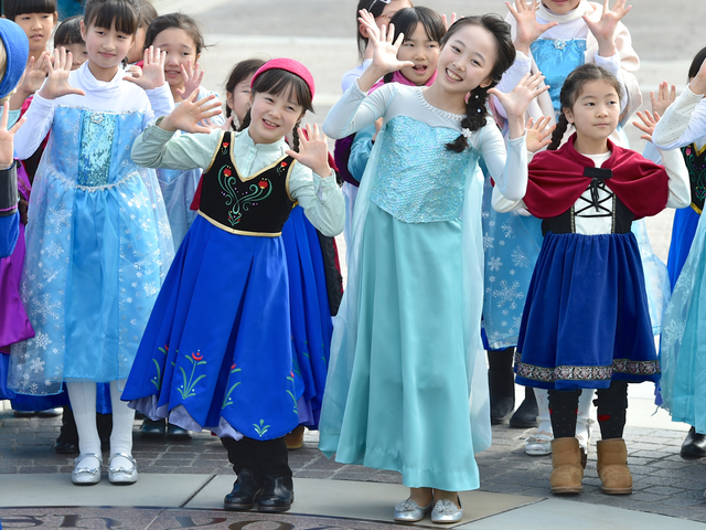 アナとエルサのウィンターグリーティング