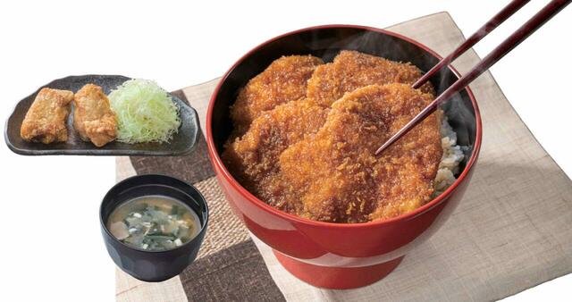 「新潟タレかつ丼（4枚）＆から揚げ・味噌汁セット」＜クーポン価格：946円（税込）＞【ガストはハンバーグセットが“300円引き”！バーミヤンは餃子が“半額”！すかいらーく12ブランド全店にお年玉クーポン登場！】