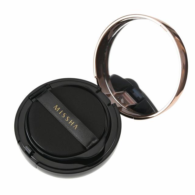 M クッション ファンデーション（プロカバー）＜アリエル＞ 1,760円