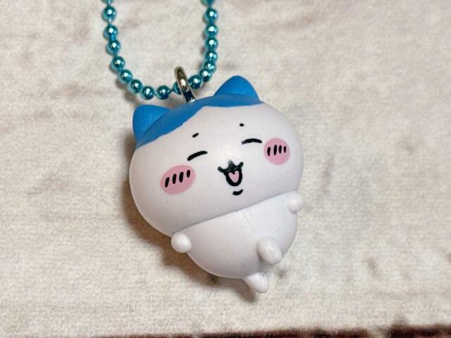 かわいすぎるポージングが推しポイント。このほんわか笑顔、守りたい…！