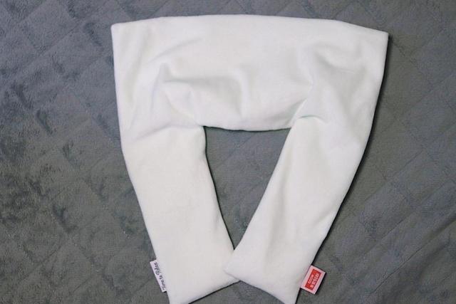 3COINS（スリーコインズ）／レンジであったかショルダーウォーマー ¥550（税込）