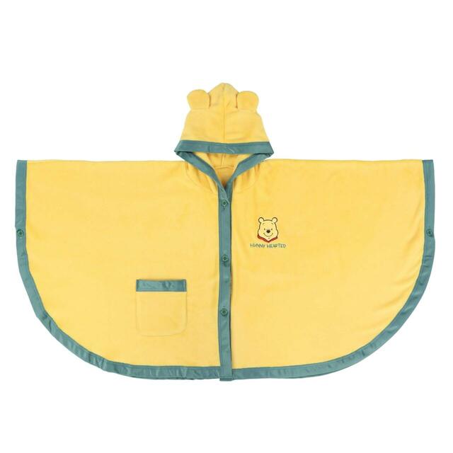 毛布 6,500円｜東京ディズニーリゾート「くまのプーさん」グッズ｜販売店舗：東京ディズニーランド「プーさんコーナー」、東京ディズニーシー「ヴィラ・ドナルド・ホームショップ」｜発売日：2025年12月4日（木）