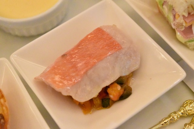 伊豆下田港水揚げ・金目鯛のコンフィ ラタトゥイユを添えて