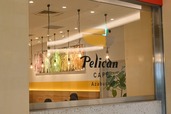 【ペリカンカフェ 麻布台ヒルズ店】おしゃれな内観に入る前からワクワクします