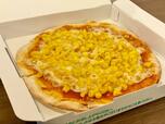【サイゼリヤ　テイクアウトピザ】『たっぷりコーンのピザ』400円（税込）