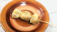 【鳥貴族 つくねチーズ焼】つくね3つにたっぷりチーズ