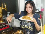 焼きそばを注文!澤田百合亜さんが直々に作ってくれました!