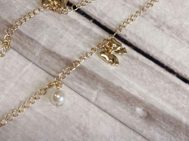 姫ちゃんのりぼんのチャームはリボンとパール付き