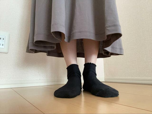 【無印良品　なめらか天竺編みクルーネック長袖ワンピース】身長154cm・Sサイズ着用。ふくらはぎが隠れるくらいの丈感です