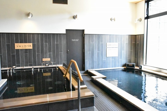 ジェットバスと炭酸泉
