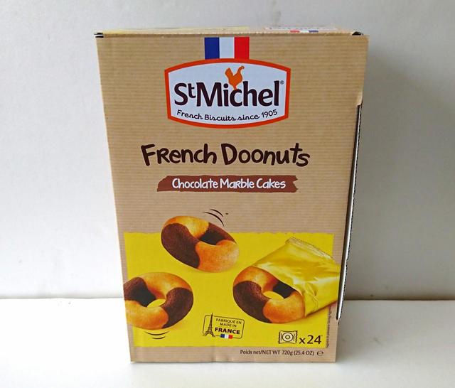 【サンミッシェル　マーブルドーナツ　720g（30g×24個）　1198円】箱は大きくても、中身は個包装されているので安心