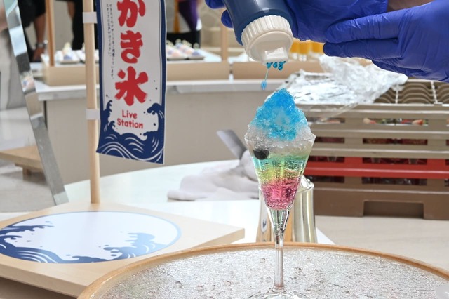 【ヒルトン東京ベイ「BON DANCE」】ライブステーションで目の前で仕上げてくれるかき氷