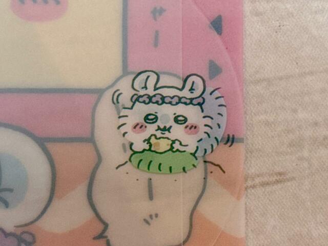 5つの見出しには、それぞれちいかわ、ハチワレ、うさぎ、モモンガ、さらにヒトハ＆フタバも登場！