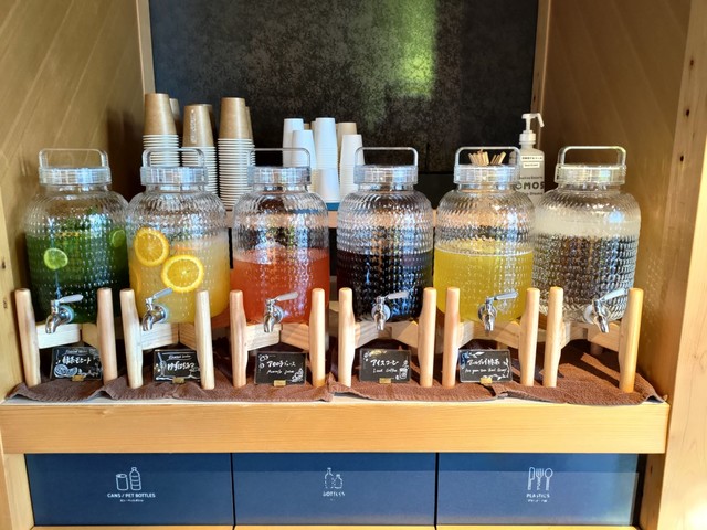 【OMO5東京大塚 by 星野リゾート】フリードリンクのラインナップも充実