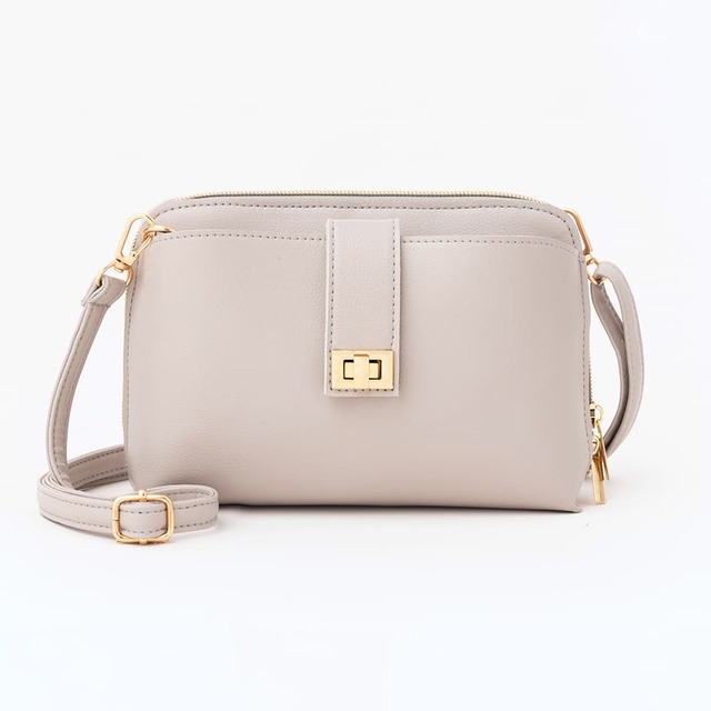 【NATURAL BEAUTY BASIC】ターンロック3層ショルダーバッグ