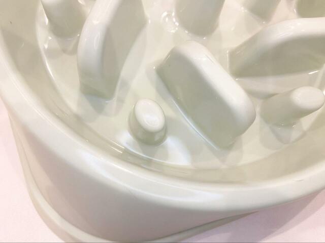 【Life Runne 早食い防止ボウル】突起はすべて丸みを帯びているためケガの心配はありません。犬のストレスにならないよう配慮されています◎