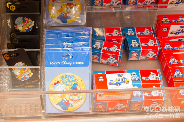 ディズニー・ビークル･コレクション　ドナルドのレーシングカー　2018トミカ　¥1,200