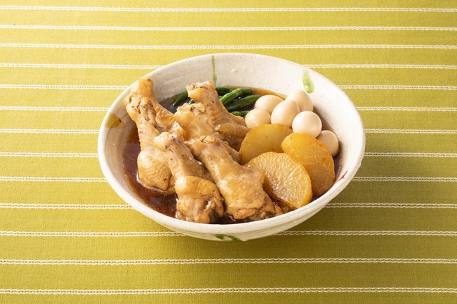 国産鶏の手羽元煮