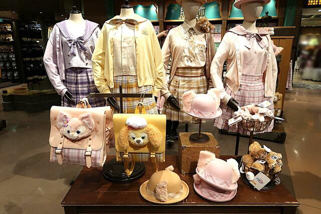 ダッフィー&フレンズの制服風コーディネイト