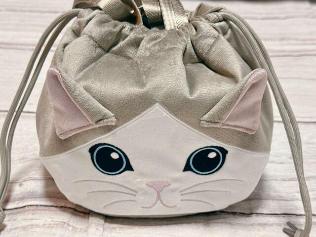 中にものを入れると立体的になり、よりかわいく見えますよ♪